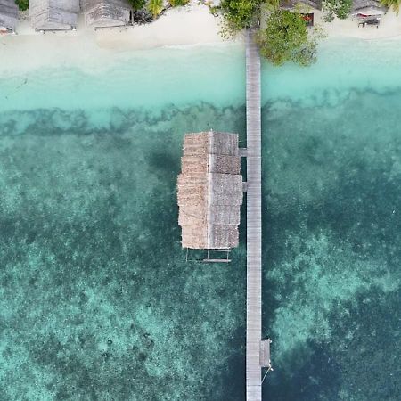 Tabari Dive Lodge Pulau Mansuar Exterior foto