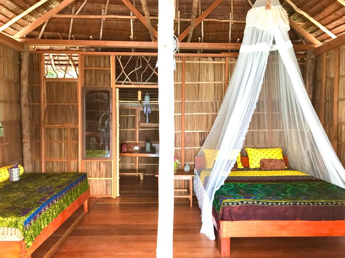 Tabari Dive Lodge Pulau Mansuar Exterior foto